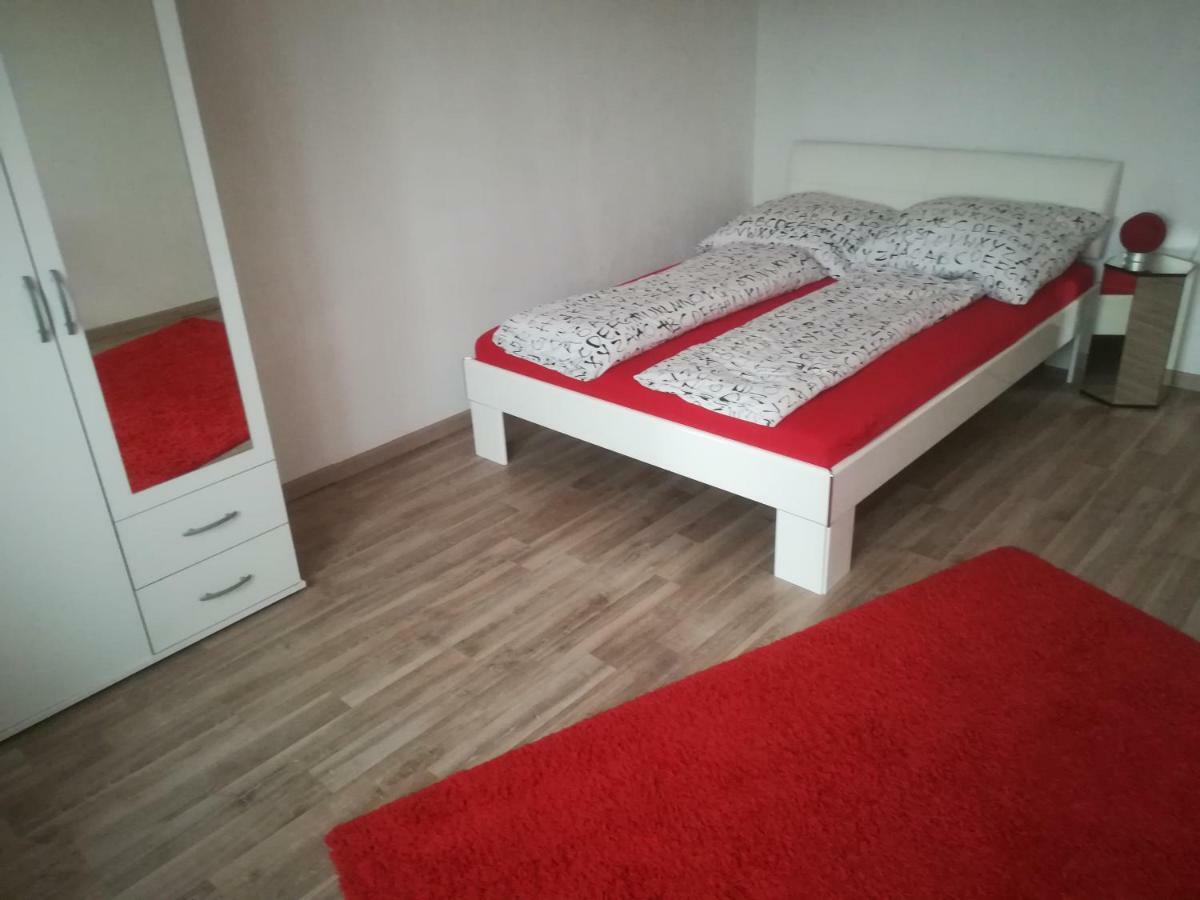 Top Ferienwohnung 125 M² In Salem Salem  Exteriör bild