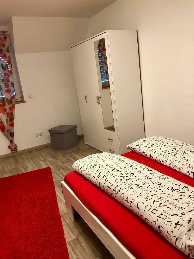 Top Ferienwohnung 125 M² In Salem Salem  Exteriör bild